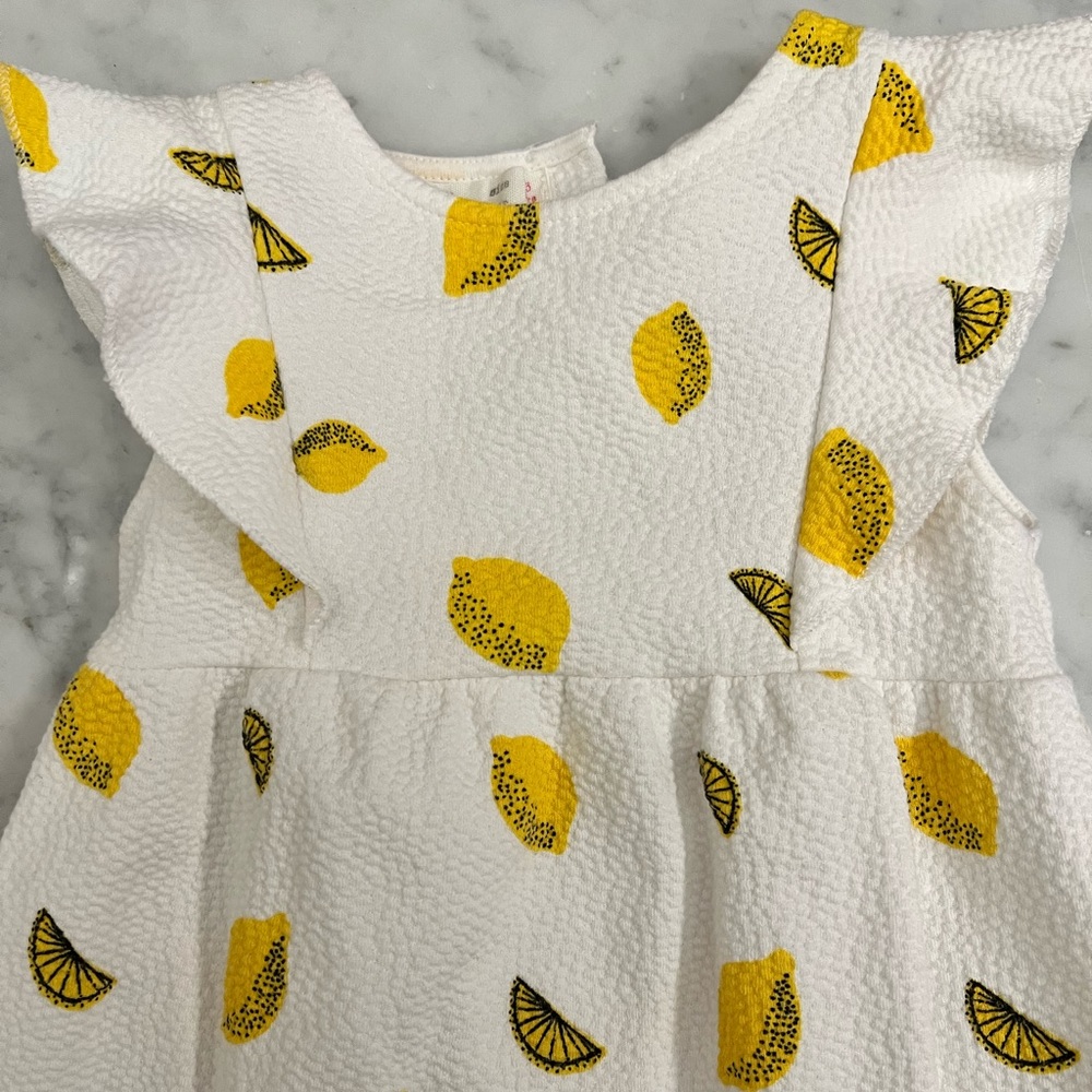 ๐๐ Zara Seersucker Lemon Dress ๐๐ - Picture 2 of 4